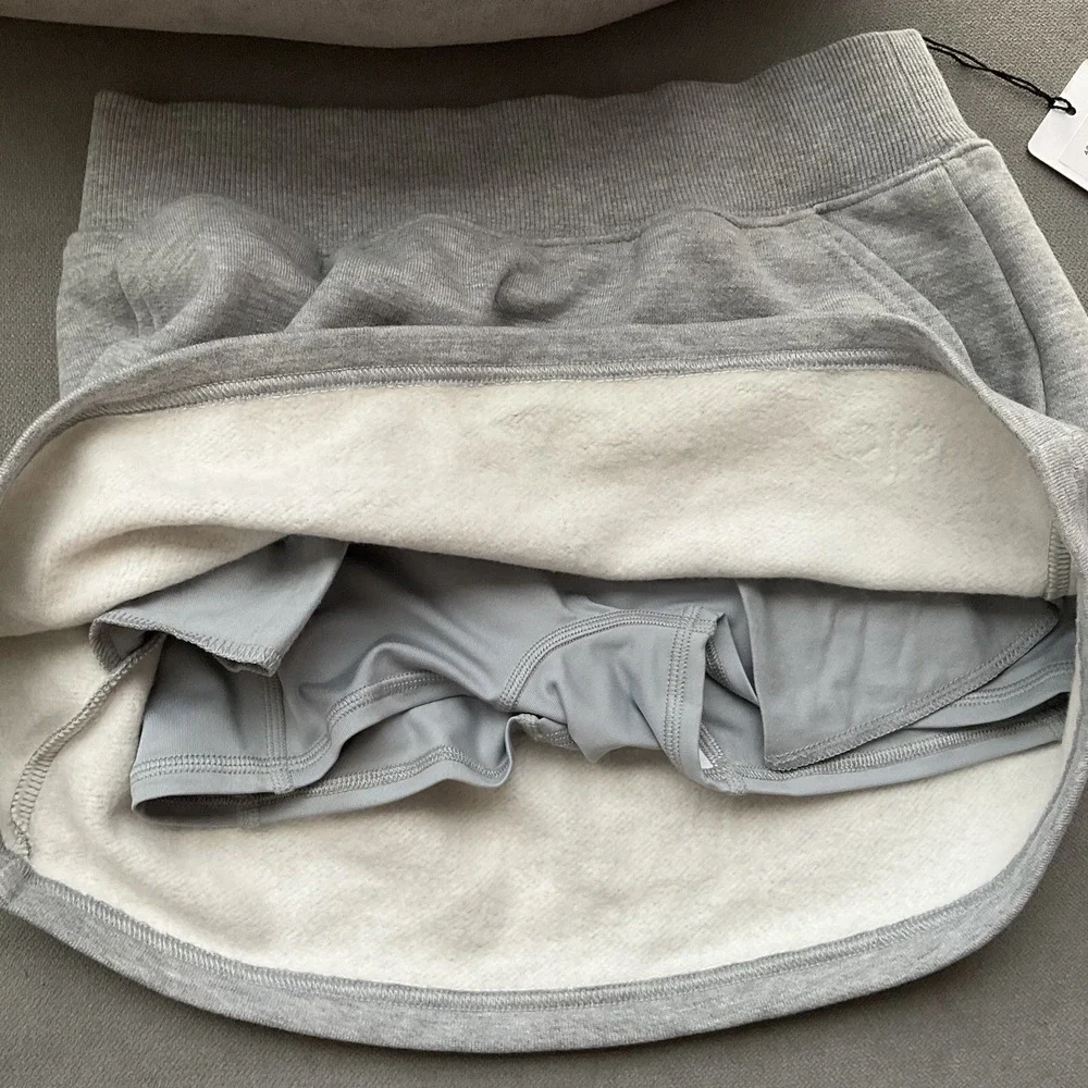 Alo Yoga Accolade Skirt Athletic Heather Grey XS